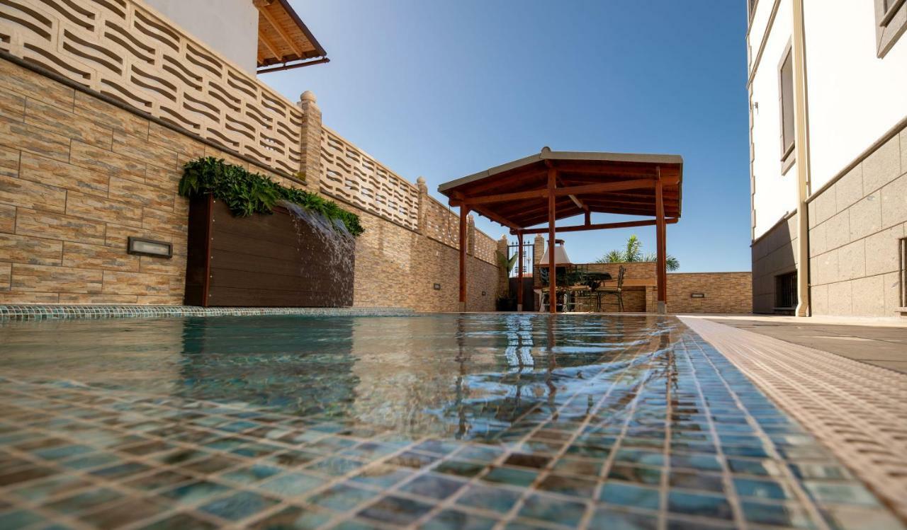 Villa, Private Heated Pool And Jacuzzi . ماسبالوماس المظهر الخارجي الصورة